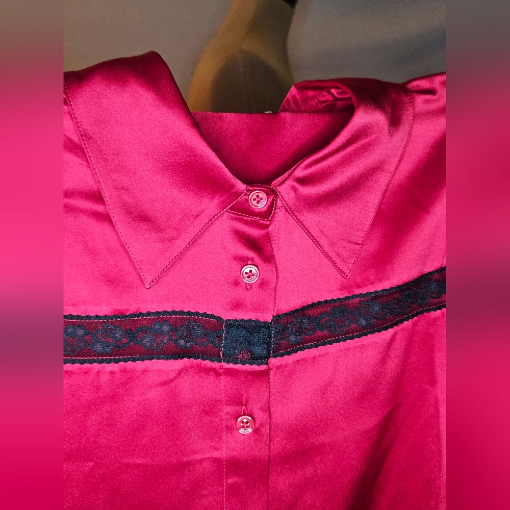 Etcetera Scarlet Blouse with Lace Accents - Picture 5 of 11